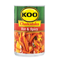 a tin of Koo Chakalaka Hot & Spicy 410g on white background